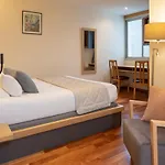 Ξενοδοχείο Du Commerce 3*
