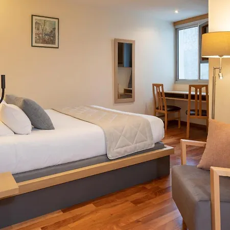 Hotel Du Commerce 3*