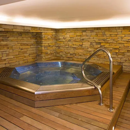 Du Commerce Hotel Saint-Gaudens (Haute-Garonne)